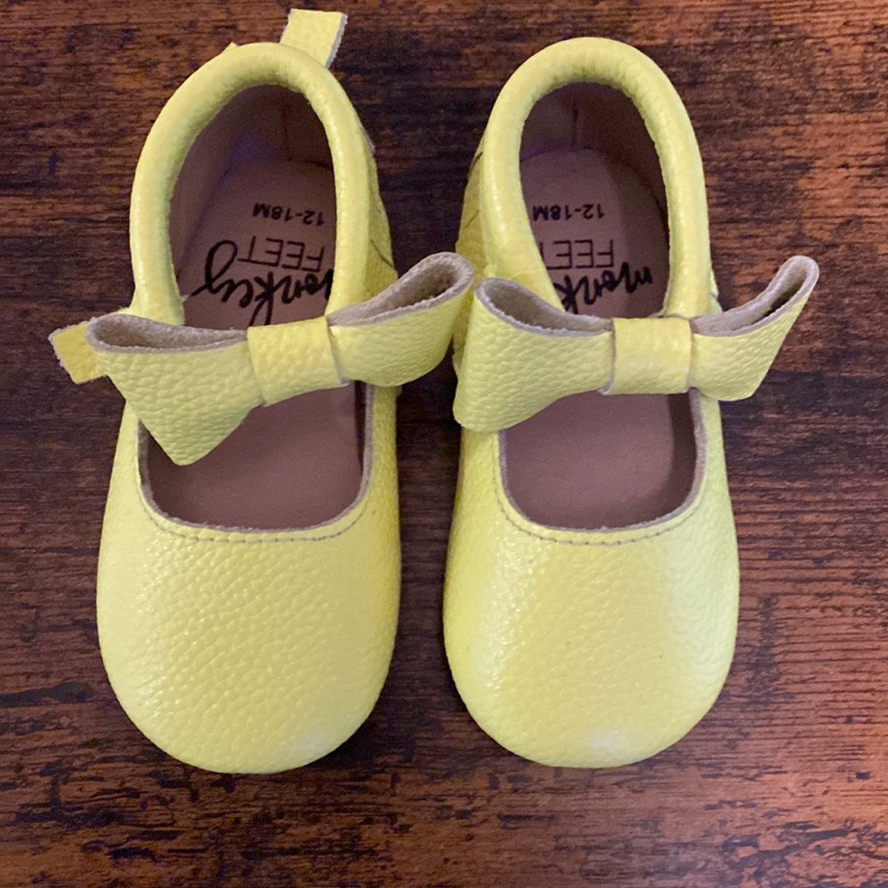 Monkey Feet Slip-Ons. 12-18M. Great condition